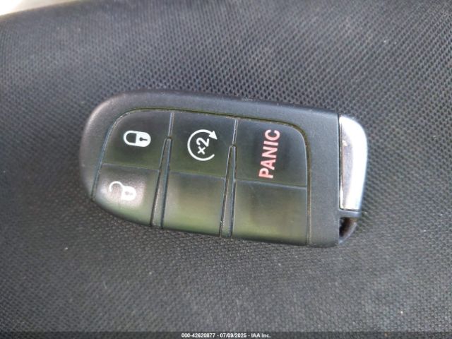 Jeep Renegade Latitude 4x4 Image 10