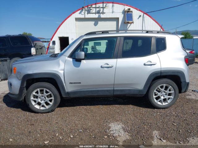Jeep Renegade Latitude 4x4 Image 16
