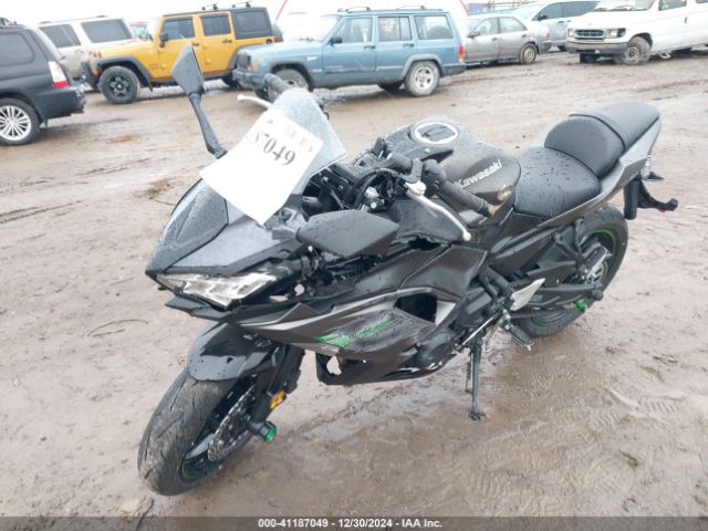 Kawasaki Ex650 R Image 10