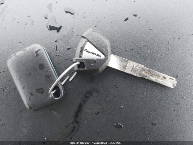 Kawasaki Ex650 R Image 5