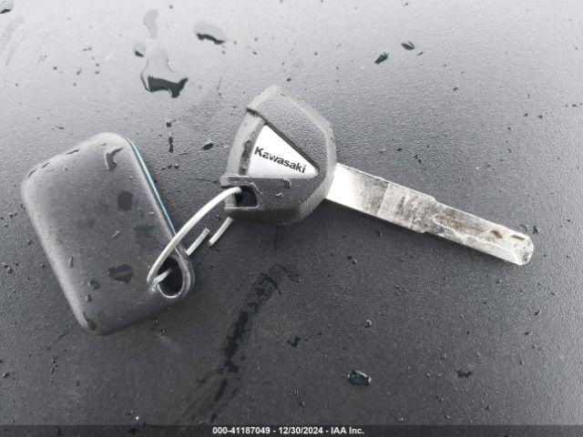 Kawasaki Ex650 R Image 5