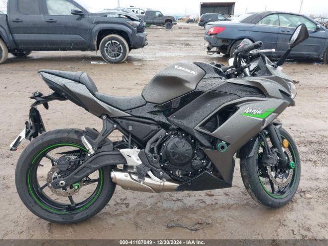 Kawasaki Ex650 R Image 4