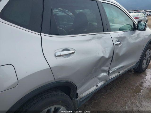 Nissan Rogue Sl Image 9