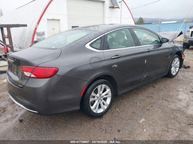 Chrysler 200 Limited Image 5