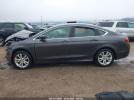 Chrysler 200 Limited Image 17