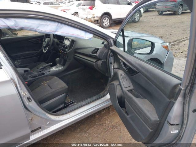 Subaru Impreza 2.0i Image 14