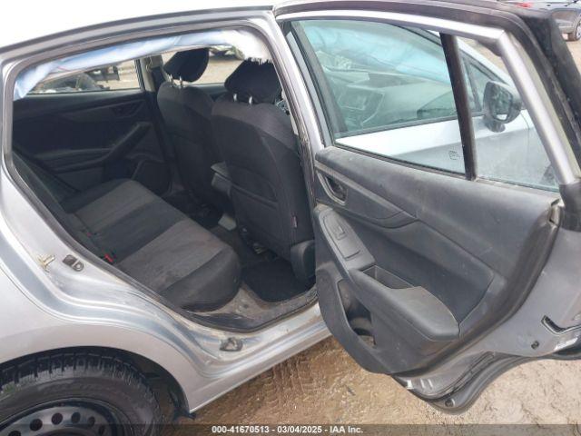 Subaru Impreza 2.0i Image 15