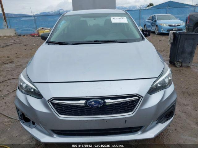 Subaru Impreza 2.0i Image 16