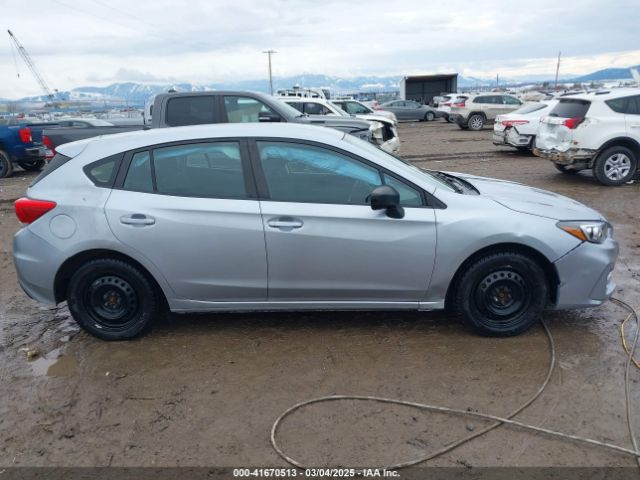 Subaru Impreza 2.0i Image 10