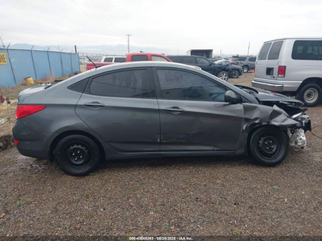 Hyundai ACCENT Gls Image 9