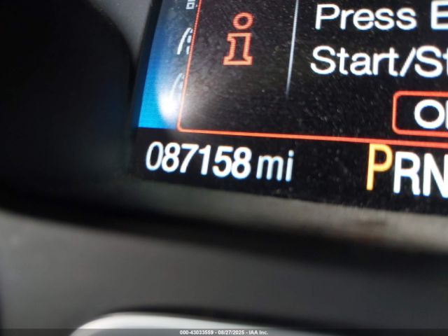 Ford Escape Titanium Image 12