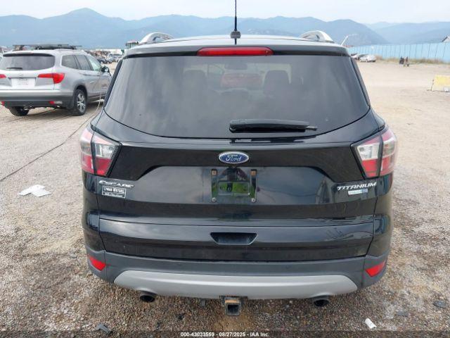 Ford Escape Titanium Image 10