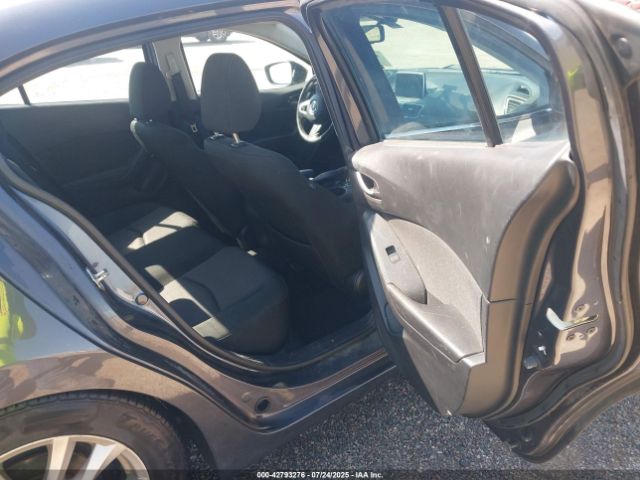 Mazda Mazda3 I Touring Image 16