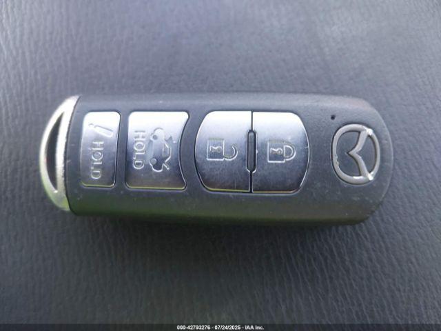 Mazda Mazda3 I Touring Image 6