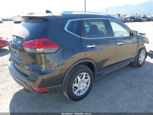 Nissan Rogue S Image 11