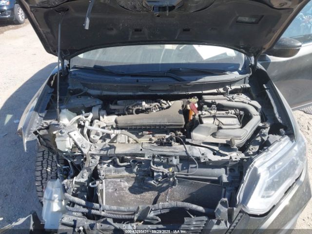 Nissan Rogue S Image 12