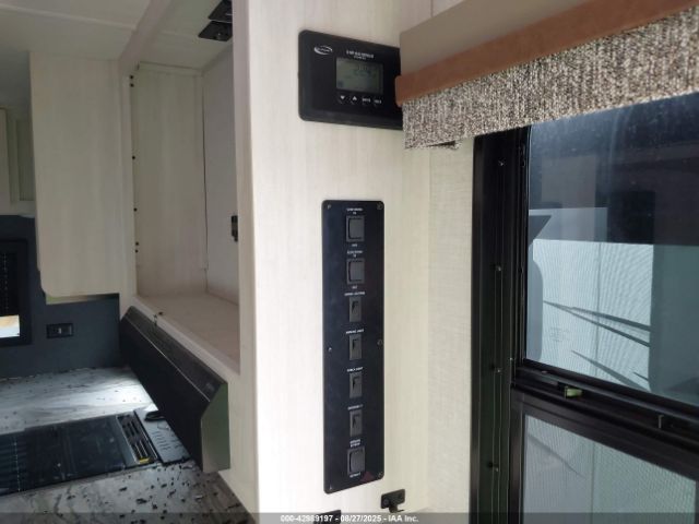 Surveyor 268fkbs Image 19