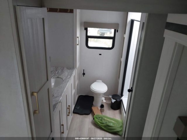 Surveyor 268fkbs Image 15