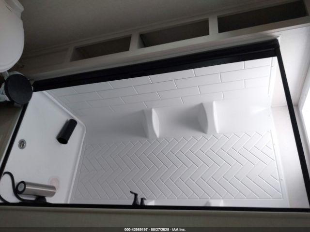 Surveyor 268fkbs Image 13