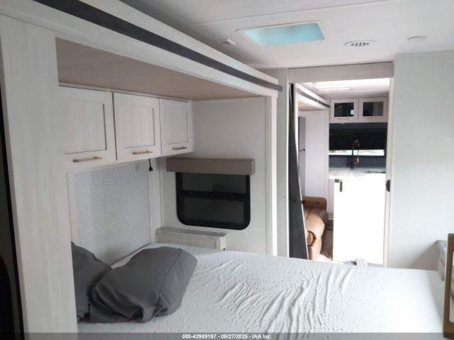 Surveyor 268fkbs Image 14