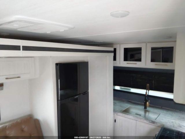 Surveyor 268fkbs Image 18