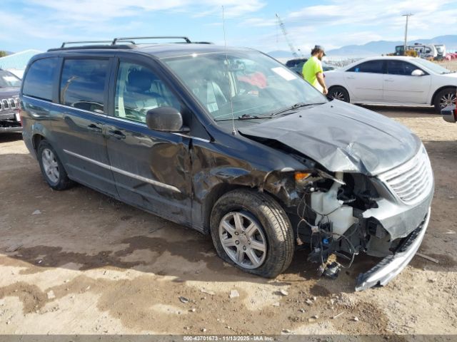 Chrysler Town & Country Touring Image 1