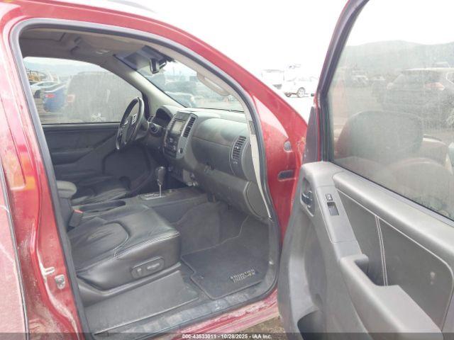 Nissan Frontier Pro-4x 4x4 Image 5