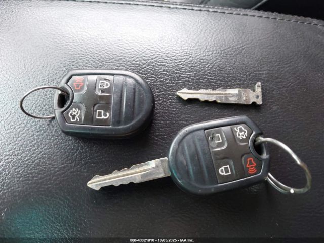 Ford Explorer Xlt Image 8