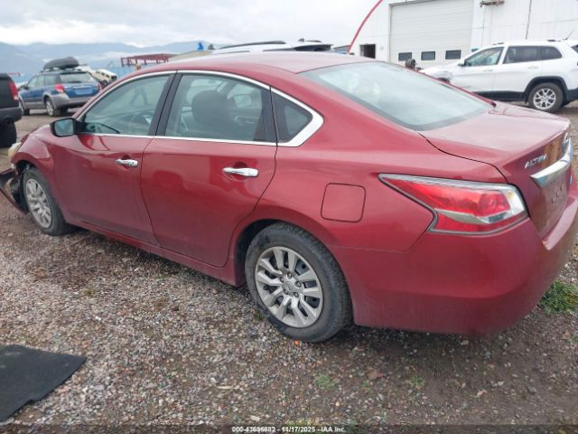 Nissan Altima Image 2