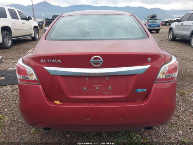 Nissan Altima Image 14