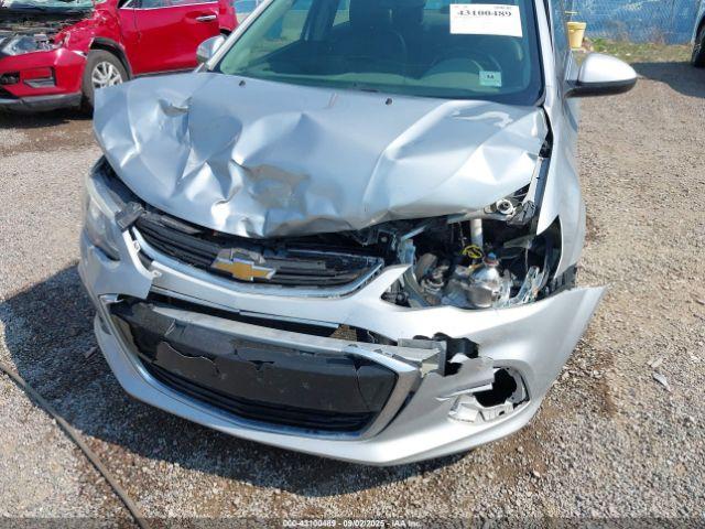 Chevrolet Sonic Premier Auto Image 4