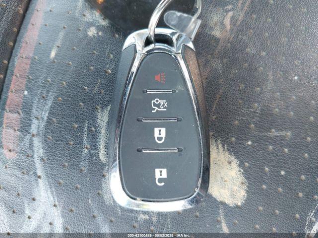 Chevrolet Sonic Premier Auto Image 18