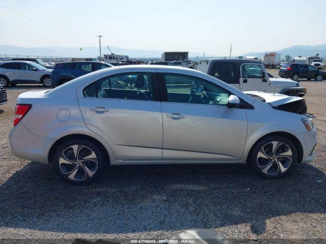 Chevrolet Sonic Premier Auto Image 12