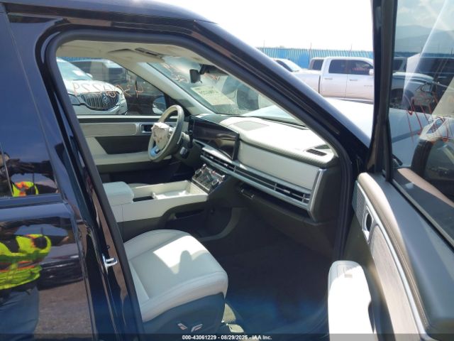 Hyundai SANTA FE Calligraphy Image 4