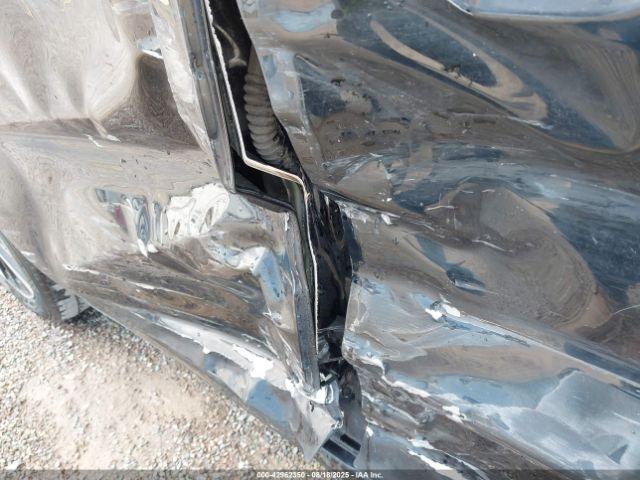 Subaru Impreza Premium 5-door Image 12