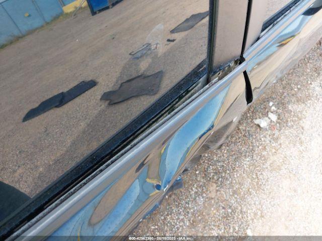 Subaru Impreza Premium 5-door Image 7