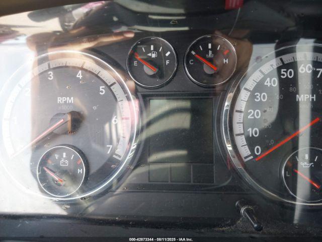 Ram 1500 Laramie Image 14