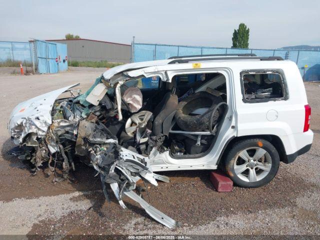 Jeep Patriot Latitude Image 5