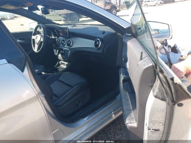 Mercedes-Benz Cla-class Image 6