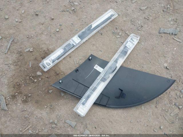 Chrysler 200 Limited Image 5