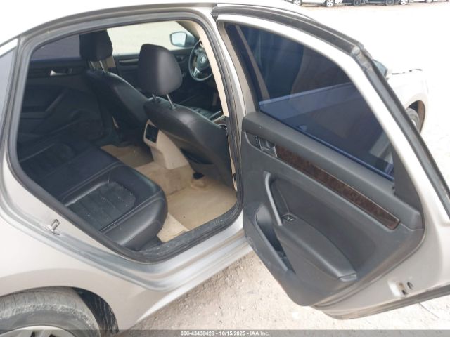Volkswagen Passat 2.0l Tdi Sel Premium Image 14