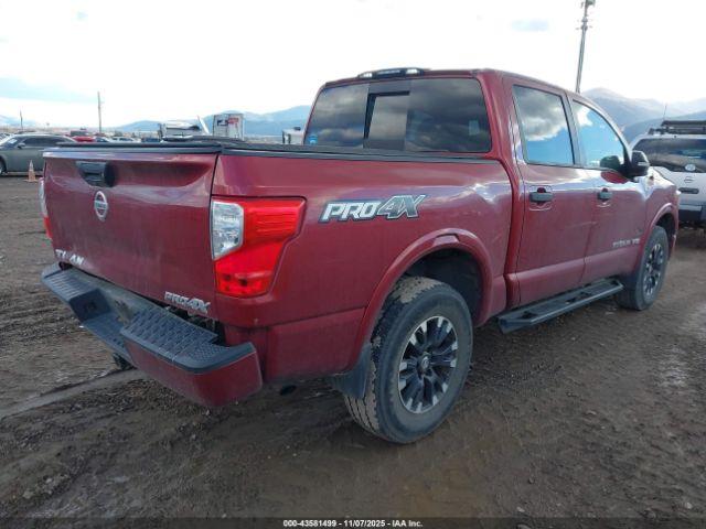 Nissan Titan Pro-4x Image 11