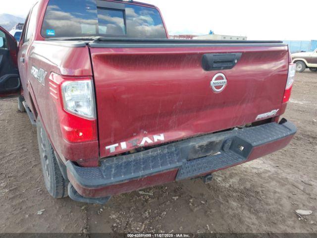 Nissan Titan Pro-4x Image 12