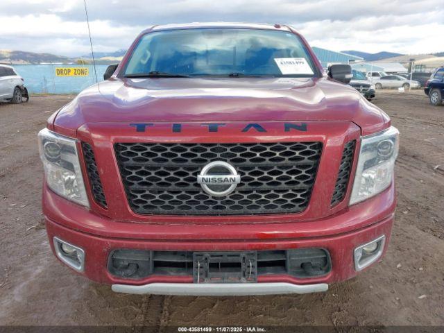 Nissan Titan Pro-4x Image 8