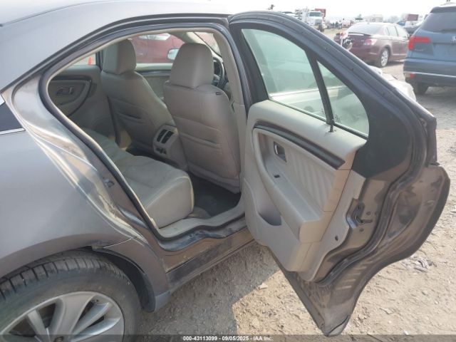 Ford Taurus Limited Image 9