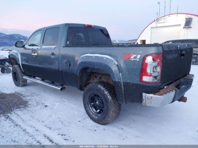 GMC Sierra 2500 Image 5