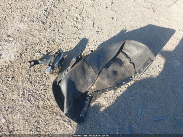 Harley-Davidson Flstc Image 14