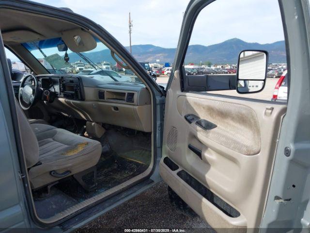 Dodge Ram 2500 Image 8
