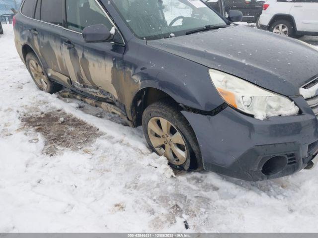 Subaru Outback 3.6r Limited Image 2