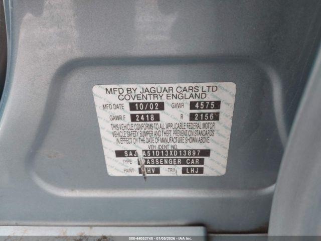 Jaguar X-Type 2.5 Image 11